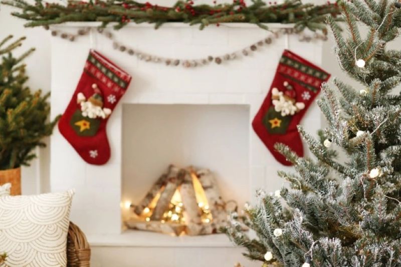 7 Reasons Why You Should Upgrade to a Flocked Artificial Christmas Tree for Your Home This Holiday Season
